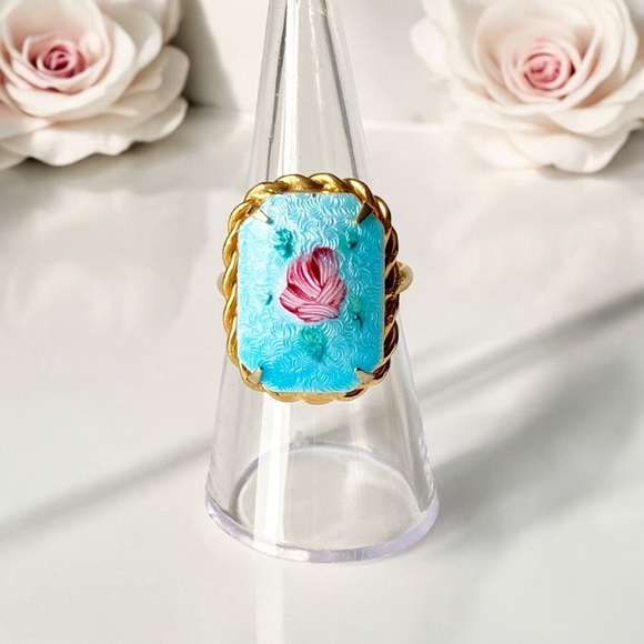 SOLD! Vintage 1940s Blue Pink Guilloche Ring, Adjustable Enamel Handpainted. - Picture 3 of 6